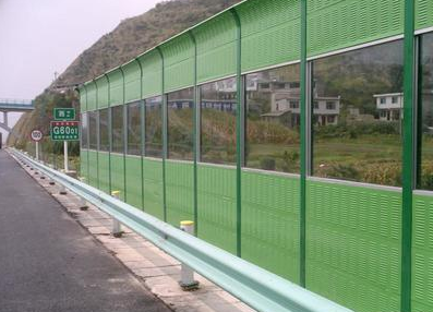 <a href=http://m.huaxiamian.com/news_article.html?news_id=111>高速聲屏障</a>
