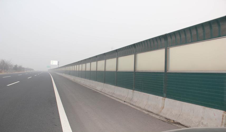 <a href=http://m.huaxiamian.com/news_article?news_id=141>聲屏障</a>