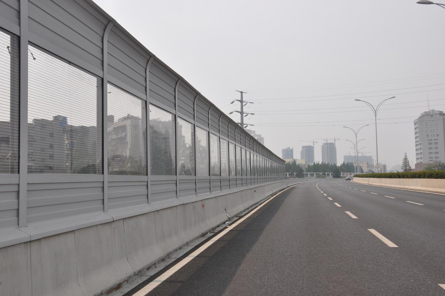 <a href=http://m.huaxiamian.com/news_article?news_id=142>公路聲屏障</a>