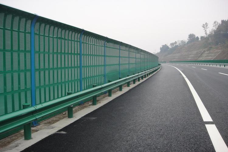 <a href=http://m.huaxiamian.com/news_article?news_id=145>高速公路聲屏障廠家</a>